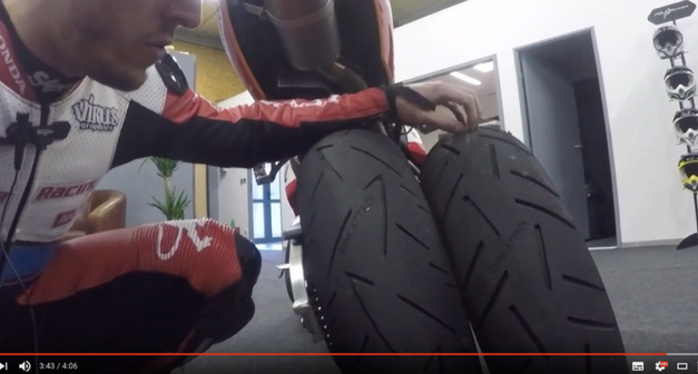 [Moto] Freddy Foray teste 2 pneus Continental hypersportifs