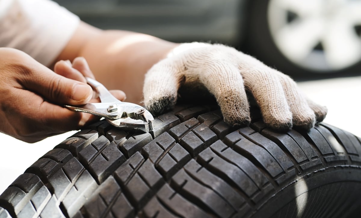 Est-il interdit de réparer un pneu avec une mèche ?