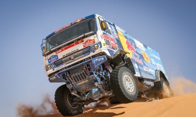 Dakar 2021 : KAMAZ-Master en tête de la course avec des pneus poids-lourd standards