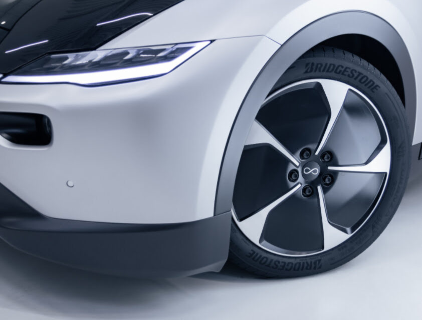 Bridgestone et Lightyear à l’unisson pour une voiture électrique solaire